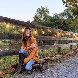 Meet your Posher, Julie